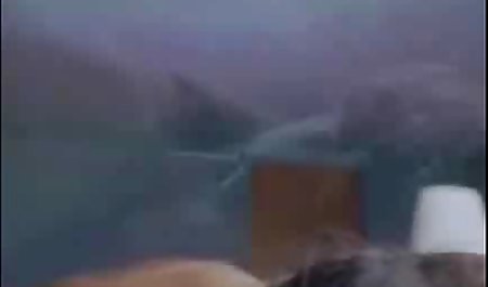 یک دانش آموز سکس با دختر تنگ است که در ورزش
