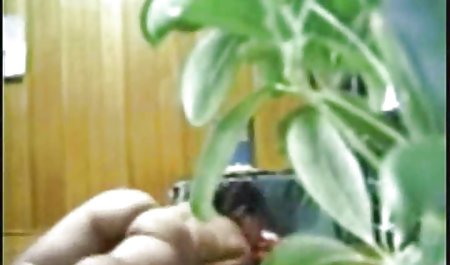 دو سکسبا دختر نفر در یک رابطه خوشمزه!