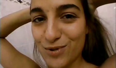 ورزشکاران برهنه پاهای بلند و سکس با دوست دختر باریک
